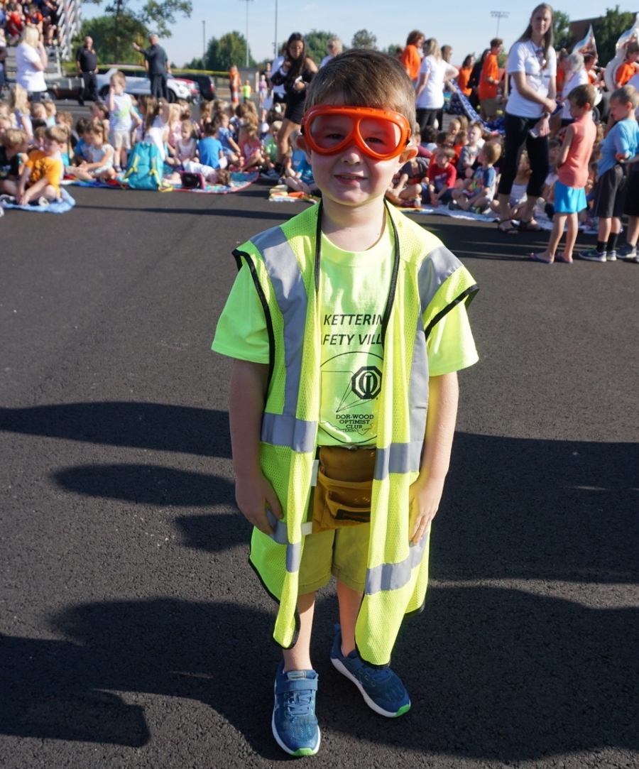 student dressed up like a construction worker