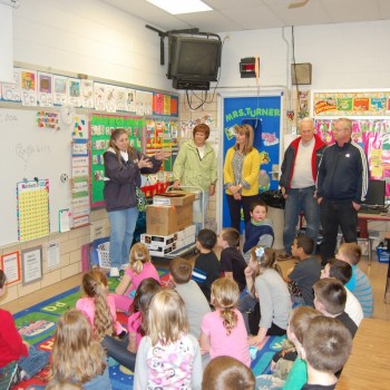 image of a classroom full of students